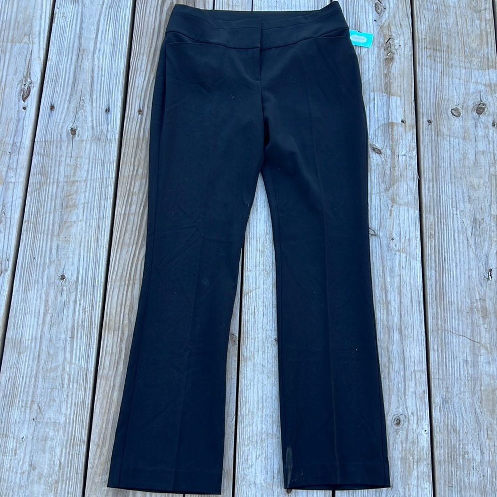 Maurice’s dress pants size 5/6 NWT